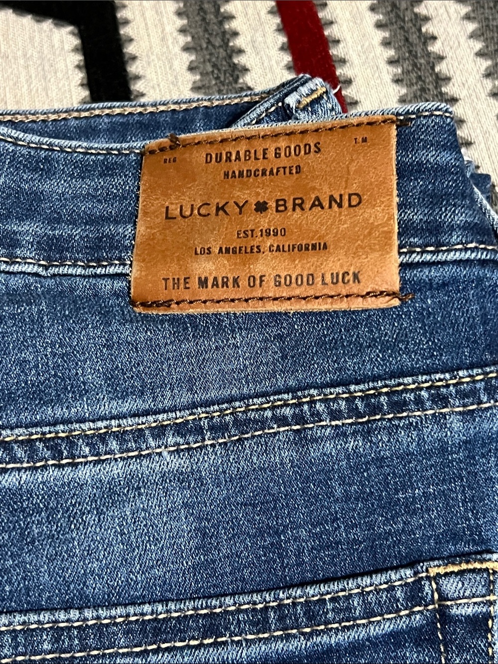 Lucky Brand Women’s Dark Blue Straight Jeans